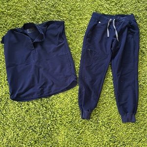 figs set xxs mandarin top (fits like a S) and SP joggers